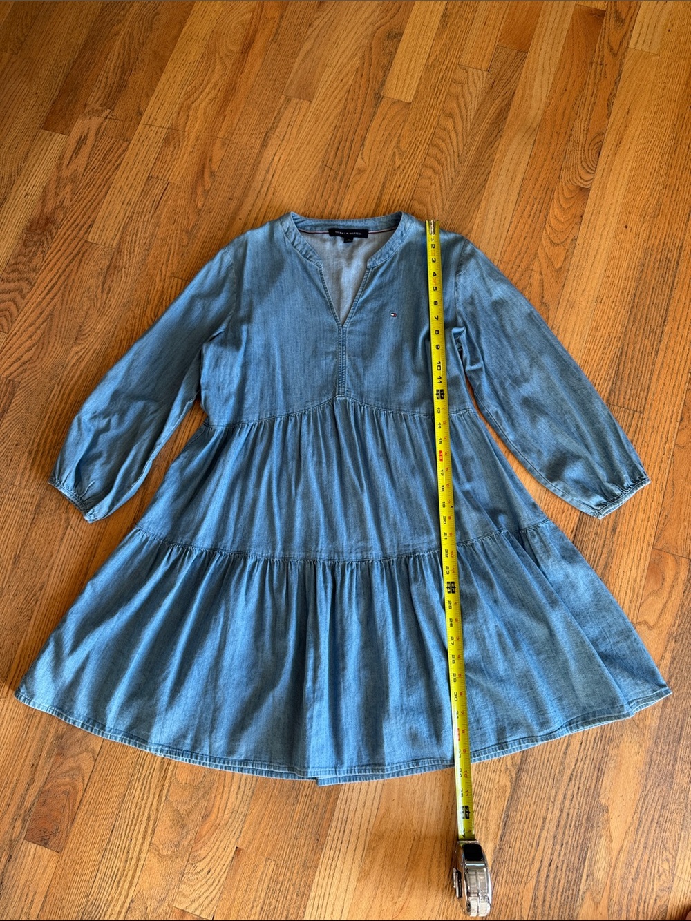 Tommy Hilfiger Light Blue Denim Long Sleeve Tiered Dress Size: Medium A375 - Picture 5 of 7